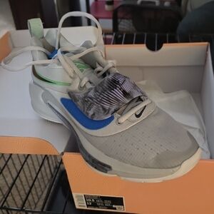 Size 10.5 Nike Zoom Freak 3 in Grey and Purple